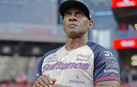 Roberto Kelly aboga por una liga panameña de béisbol con más partidos