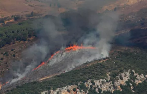 Suben a 558 los muertos por los bombardeos israelíes contra Líbano, entre ellos 50 niños
