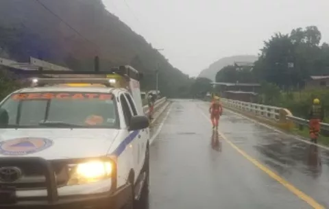 Sinaproc advierte sobre fuertes lluvias en las próximas horas