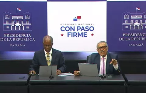 Mesa de IVM analizó propuestas del Colegio de Farmacéuticos y Comenenal