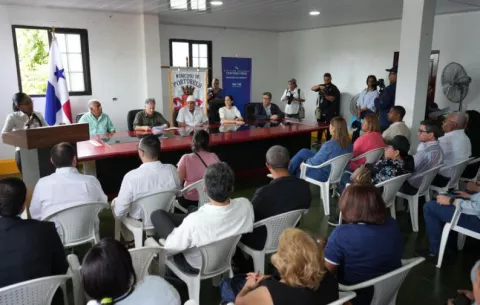 MiAmbiente mejorará sistema de alcantarillado sanitario y tratamiento de aguas residuales en Colón