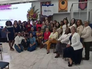 Foro Nacional de Mujeres de Partidos Políticos elige nueva directiva