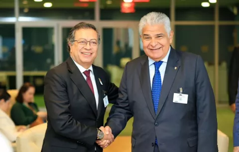 Mulino y Petro avanzan en medidas contra la migración ilegal