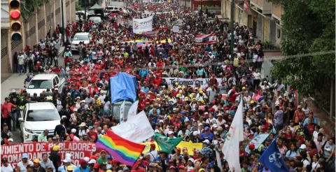 A dos meses de las elecciones, Venezuela vive una nueva jornada de marchas