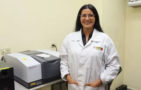 ¿Cómo las superficies sensoras ayudarían a identificar gases de efecto inverdadero?