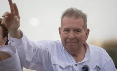 Edmundo González descarta pedir asilo pese a orden de detención, según su abogado