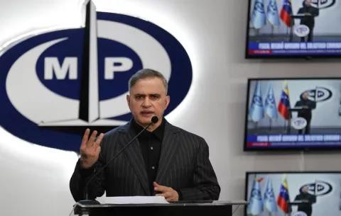 Fiscal venezolano: la salida de González Urrutia es el final de una obra 'bufa'