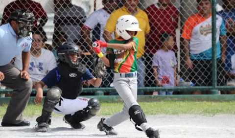 Herrera, Chiriquí y Oeste pegan primero en el béisbol  U10