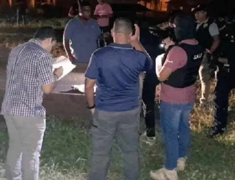 Encuentran en Chitré, parte de las vigas perdidas del puente de las Américas 