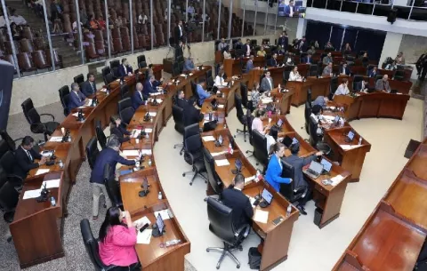 Apede pide devolver a primer debate el proyecto de ley del Presupuesto General del Estado 2025