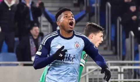 Slovan Bratislava, del panameño Blackman, enfrenta al Manchester City