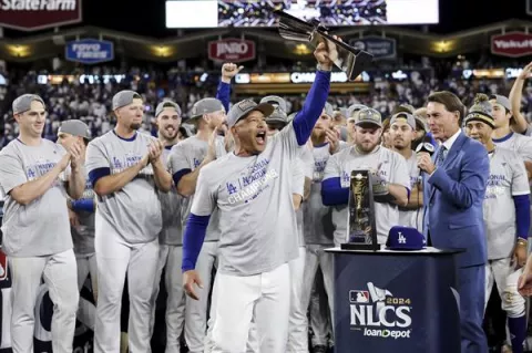 Dodgers y Yanquis jugarán la Serie Mundial en las Grandes Ligas