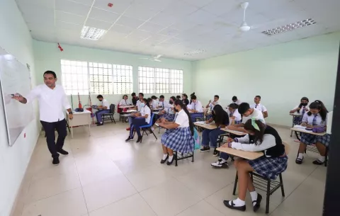 Decisión de retirar a Panamá de la prueba PISA tiene el respaldo de Mulino