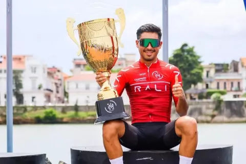 Gabriel Rojas es el primer tico en ganar el Tour de Panamá