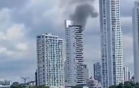 Una mujer resulta herida en un incendio en edificio de la avenida Balboa