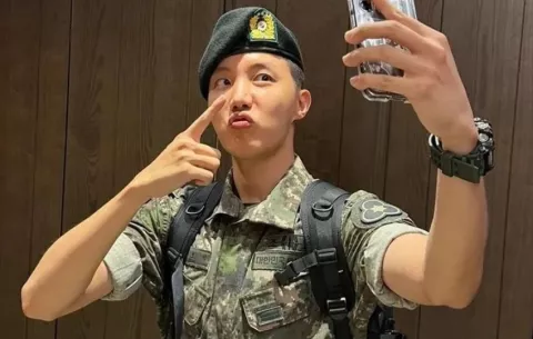 J-Hope recibirá su baja militar esta semana, según Big Hit Music