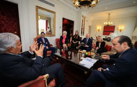 Presidente Mulino se reúne con empresarios franceses
