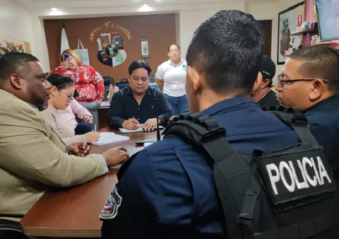 La Chorrera: Regulan horario de eventos deportivos, así como la venta y consumo de licor 
