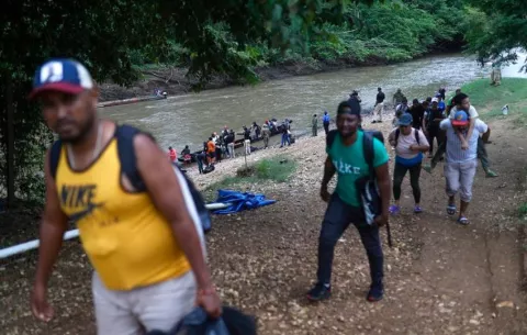 Mulino espera que un tercer país acoja a migrantes venezolanos deportados