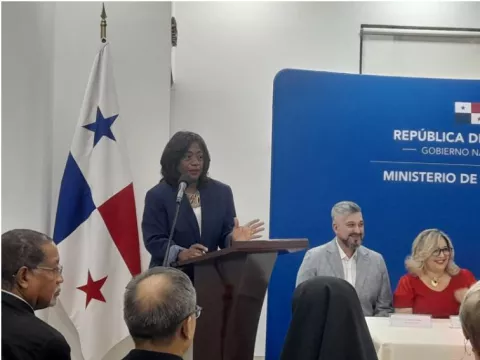 'Indiferencia hacia el sistema educativo no puede solucionarse en 3 meses', advierte Molinar