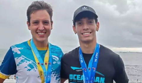 Jorge Jiménez y Andrery Villarreal, muestran categoría en las aguas abiertas en Amador