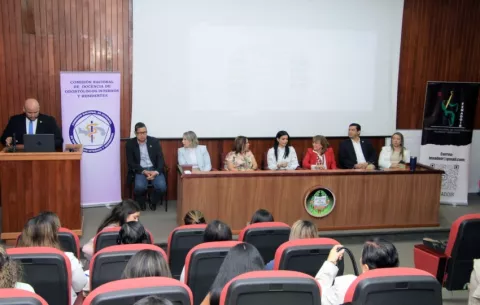 Otorgan 23 plazas a médicos de odontología