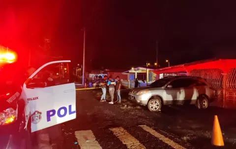 Sicarios persiguen y matan a “Chino Lam” frente a un complejo deportivo en La Chorrera
