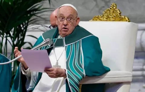 Papa: 'Italia no hace hijos y necesita a los migrantes, que deben ser integrados'