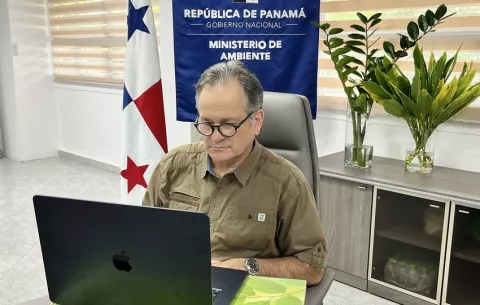 Navarro: 'Me estoy dedicando a la naturaleza, no quiero saber de política'