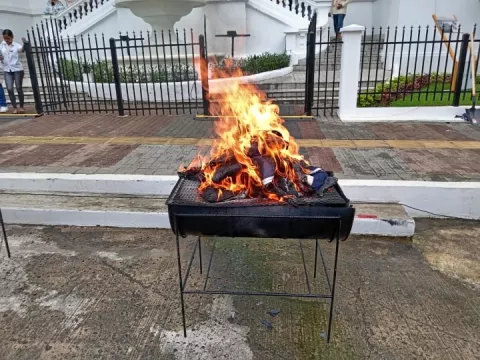 Panamá Oeste inicia con cremación de banderas, actos para rendir honor a la patria