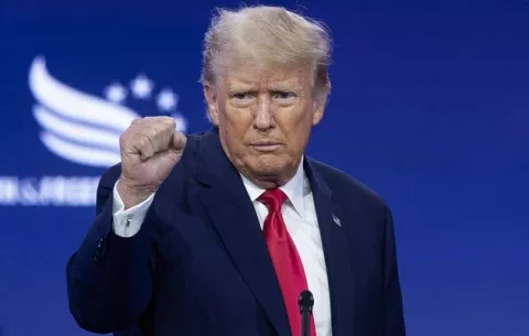 ¿Hackers chinos intentan atacar teléfonos de Donald Trump y miembros de campaña de Kamala Harris?