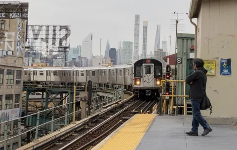 Aire en las estaciones del metro de Nueva York es malo para la salud, revela estudio
