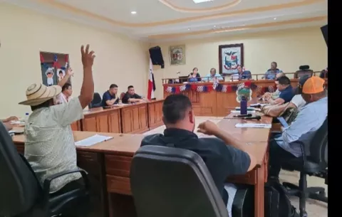 Rechazan el presupuesto para el 2025 presentado por el alcalde de Capira