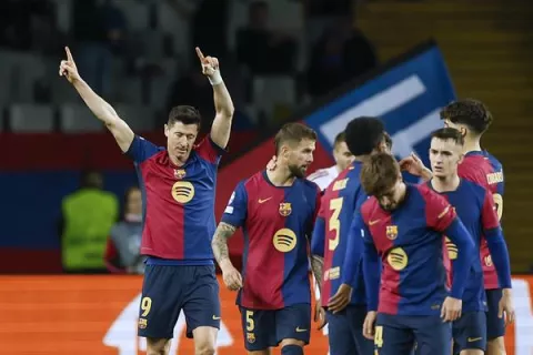  Barcelona aprende a ganar sin Lamine Yamal