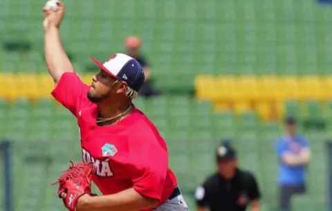 Jaime Barría abrirá primer juego de Panamá en el Premier 12