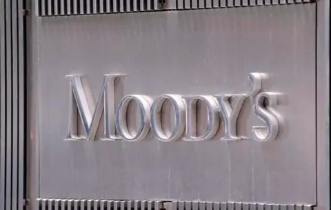 Moody’s baja perspectiva  a negativa, pero mantiene grado de inversión