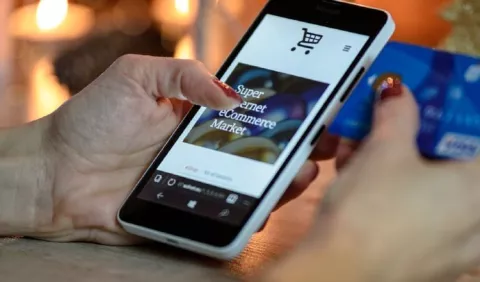Riesgos: ¿Cómo protegerse ante las ofertas en línea?
