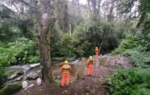 Fuertes lluvias dejan cuatro fallecidos y 210 familias damnificadas