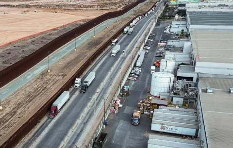 Empresarios en la frontera norte de México ven inadmisibles amenazas arancelarias de Trump