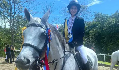 Sofía Ruiz Schuverer,  campeona nacional en equitación