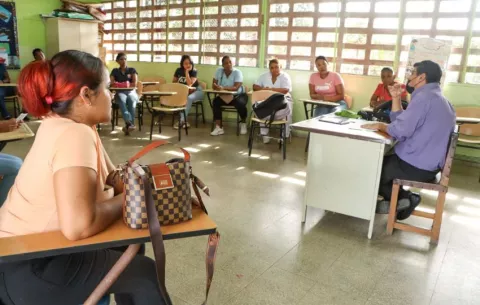 Próximo taller de Escuelas para Padres será junto a los estudiantes