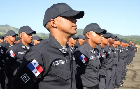 Jubilaciones especiales de la policía son insostenibles; cambio a la ley en la mira