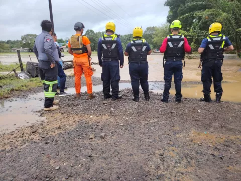 En Veraguas suspenden clases y desfiles por las lluvias