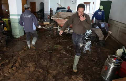 Suben a 222 el número de muertos por las lluvias torrenciales en España