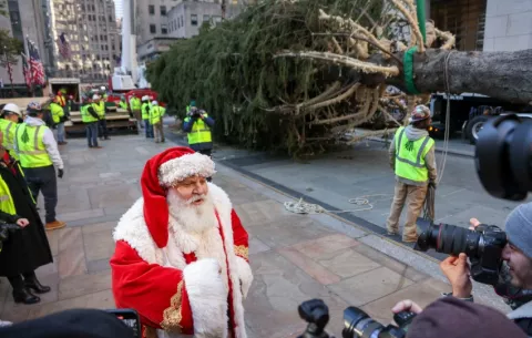 Se inaugura la temporada navideña en el Centro Rockefeller