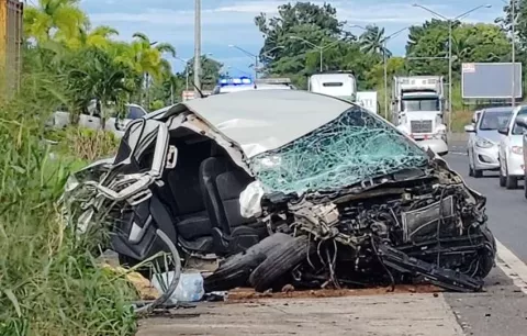 Conductor sobrevive al colisionar contra contenedor en autopista Arraiján-La Chorrera