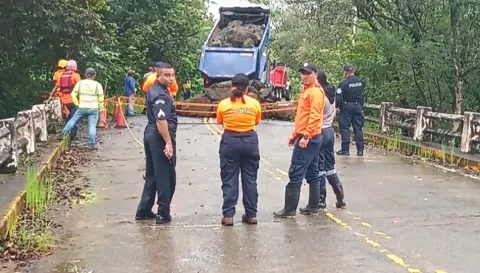 Cerca de 30 comunidades incomunicadas por el colapso del puente San Antonio, Veraguas