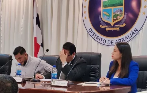 Alcaldesa de Arraiján niega que se haya desembolsado algún préstamo a su vicealcalde
