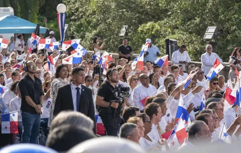 EE.UU. felicita a Panamá por los 25 años del canal en manos panameñas