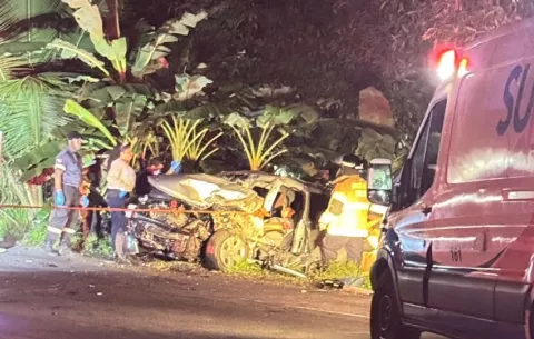 Accidente vehicular en Colón deja un muerto y varios heridos